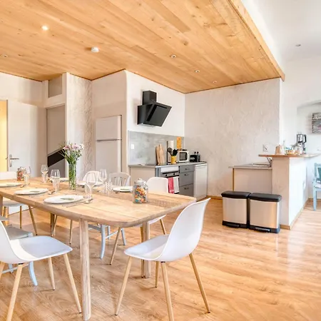 Maison Avec Piscine Et Jacuzzi Hébergement de vacances