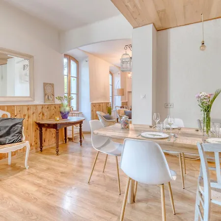 Hébergement de vacances Maison Avec Piscine Et Jacuzzi Revel (Haute-Garonne)